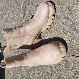 Women's Tan Suede Ankle Boots